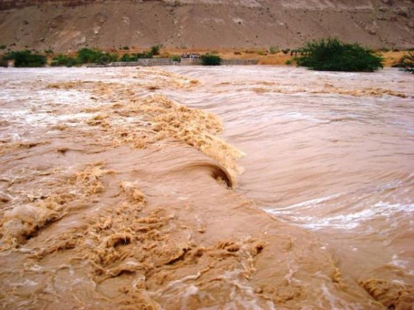 الأرصاد يحذر من أمطار غزيرة في معظم المحافظات اليمنية خلال 48 ساعة القادمة