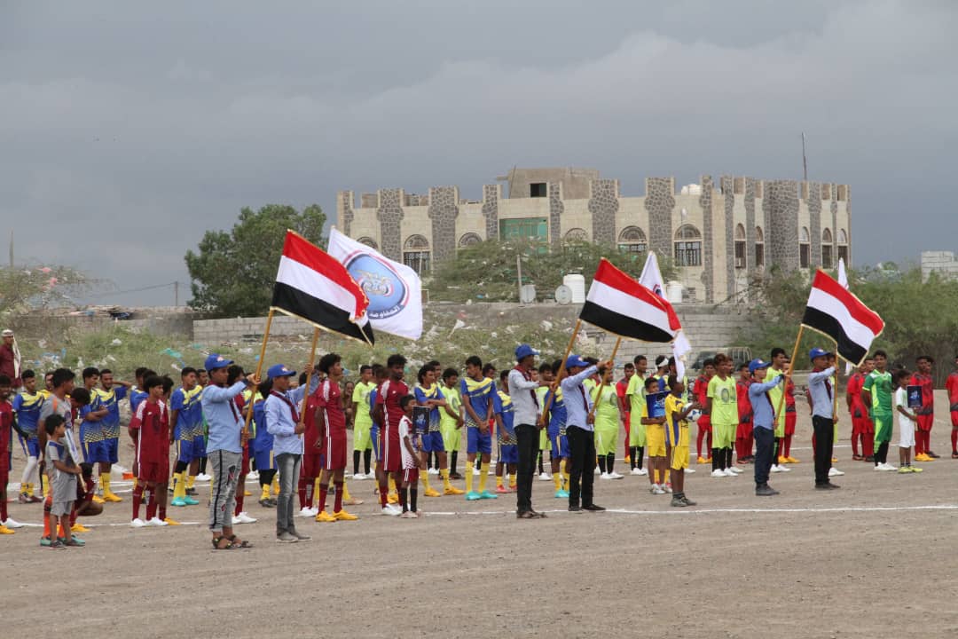 مهرجان كرنفالي شبابي في حفل انطلاق بطولة طفل تهامة الشهيد “عبدالعزيز الأسود” لكرة القدم في مديريات الساحل الغربي